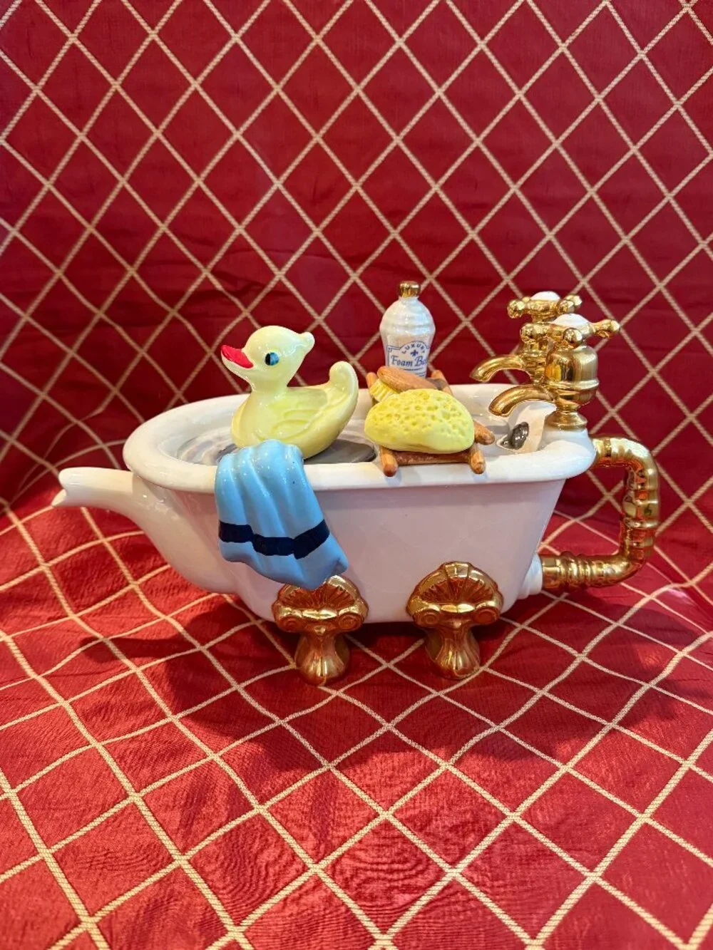 The Teapottery Bathtub Teapot Rubber Ducky